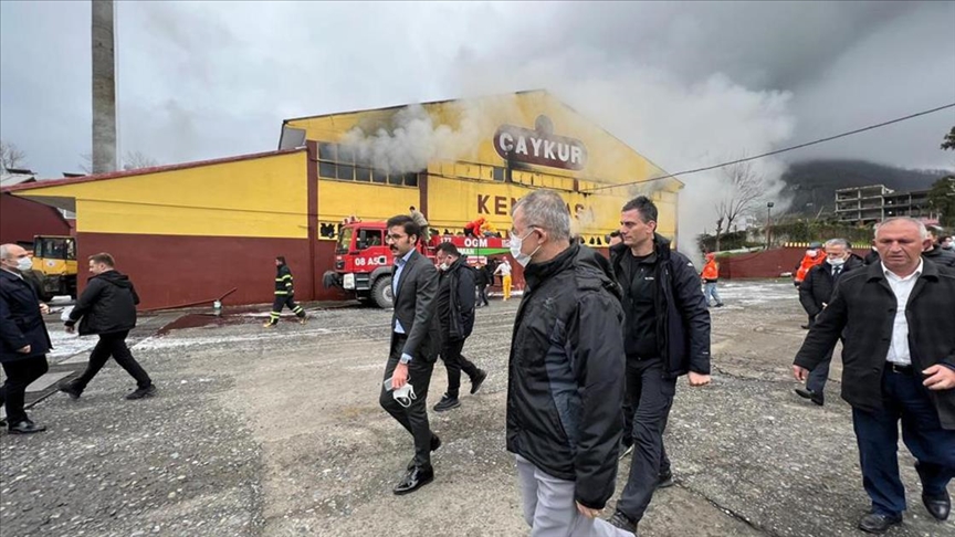 Artvin’deki Çay Fabrikasında Çıkan Yangın Söndürüldü