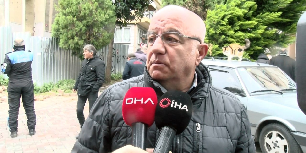 Fatih'te İki Katlı Metruk Binada Çökme