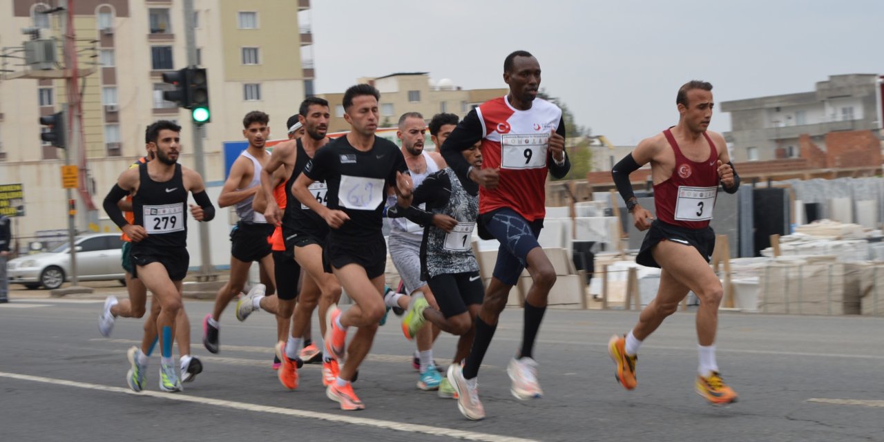 Mardin'de Uluslararası 2’nci Mezopotamya Yarı Maraton Koşusu Yapıldı