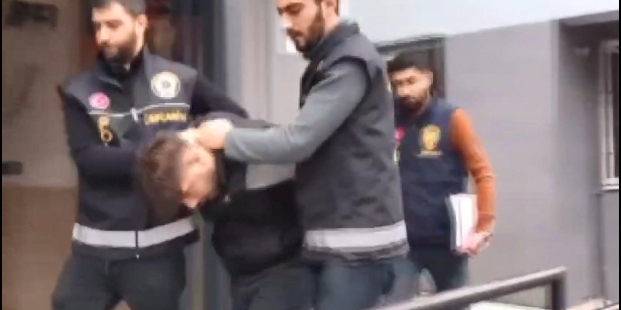 Ümraniye'de Polise Çarpan Araç Sürücüsü Adliyeye Sevk Edildi