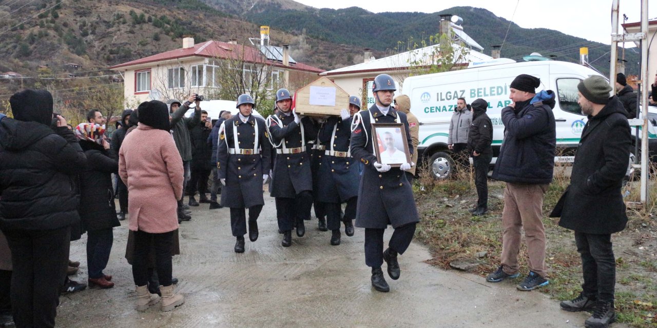 Gürültü Kavgasında Öldürülen 15 Temmuz Gazisi İle Oğlu Son Yolculuklarına Uğurlandı