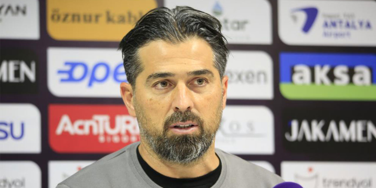 İlhan Palut: "Beni sevindiren, takımın istek ve arzusunun karşılığını sahada alması"