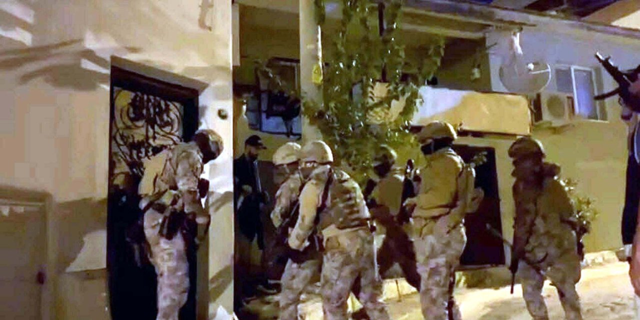 İzmir’de Terör Operasyonu: 8 Gözaltı