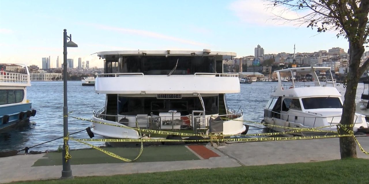 Fatih'te Tekne Sahipleri Arasında Silahlı Kavga: 1 Ölü