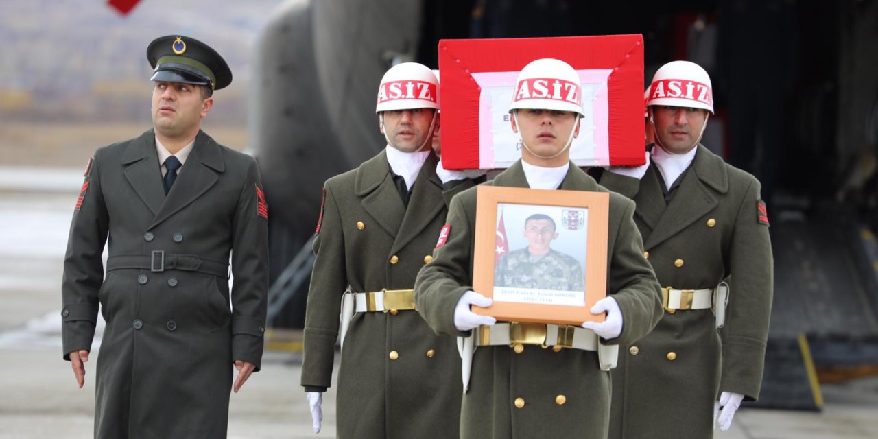 Erzincan, Şehidini Dualarla Karşıladı