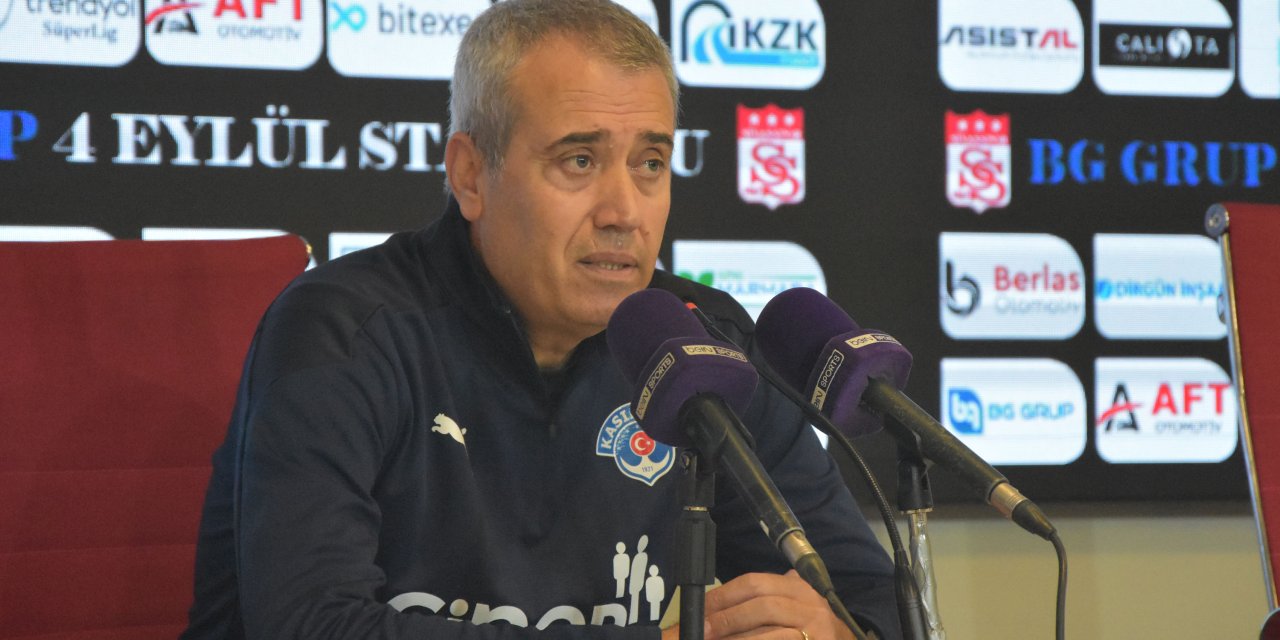 Kasımpaşa'da Kemal Özdeş İle Yollar Ayrıldı