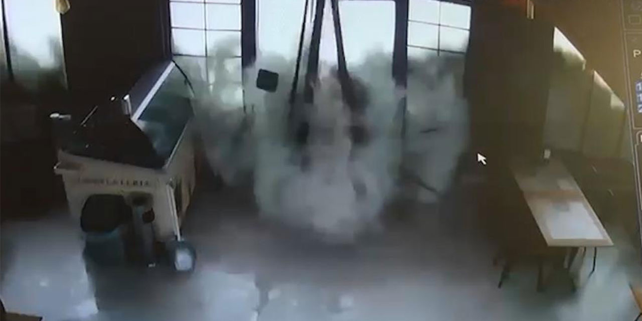 Rize'de deniz kenarındaki işletme adeta tsunamiyi yaşadı