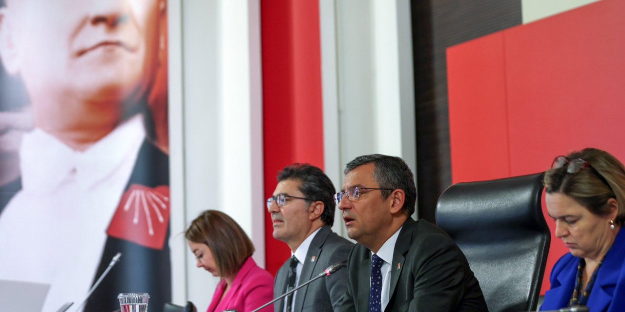 Chp'de Tanju Özcan İle Birlikte 13 Kişiye Af