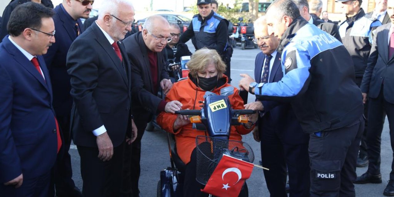 Yerli Mobilya Markası, Kayseri’de 150 Engelliye Akülü Araç Bağışladı