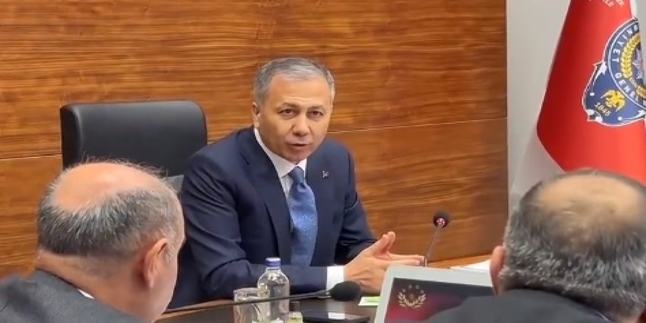 Bakan Yerlikaya, Üst Düzey Emniyet Mensuplarıyla 'Suç Örgütleri' Konulu Toplantı Yaptı