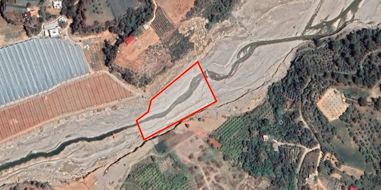 Dereden 352 Bin Ton Kumu İzinsiz Alıp Satan Vergi Rekortmeni, 8,5 Milyon Lira Cezayı Da Ödemedi