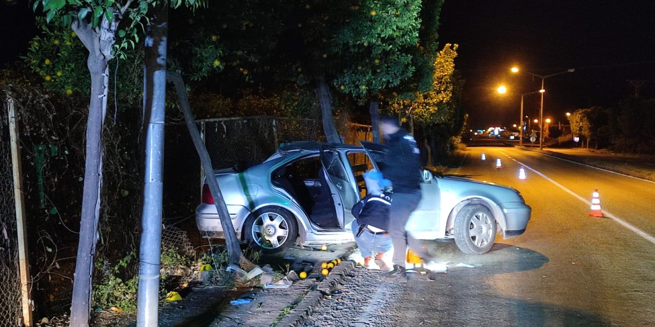 Alkollü Sürücünün Kullandığı Otomobil Kamyonla Çarpıştı: 2 Ölü