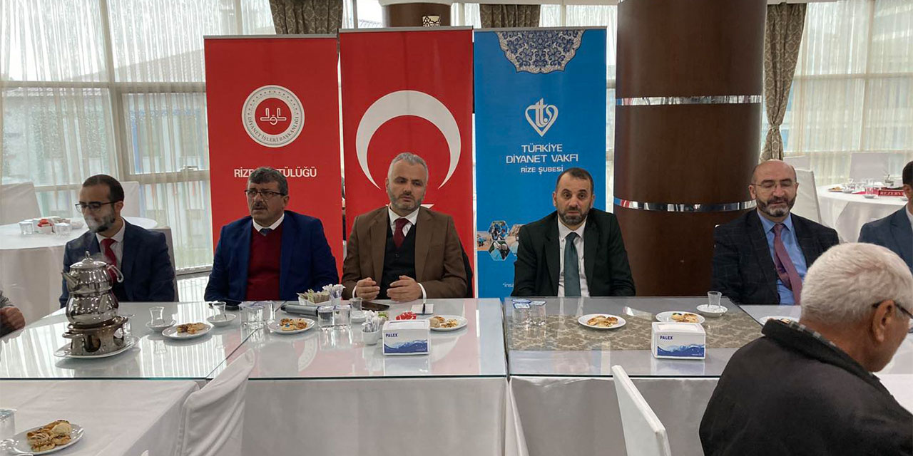 Rize’de 657 Hafızın İcazet Merasimi Öncesi İstişare Toplantısı Düzenlendi