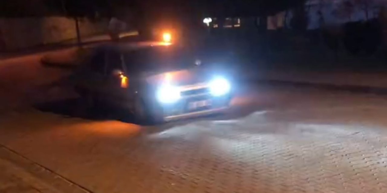 Çakar Lambalı Otomobilinde Yüksek Sesle Müzik Dinleyen Sürücüye Ceza