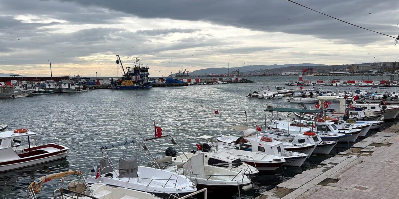 Tekirdağ'da Lodos Deniz Ulaşımını Olumsuz Etkiledi