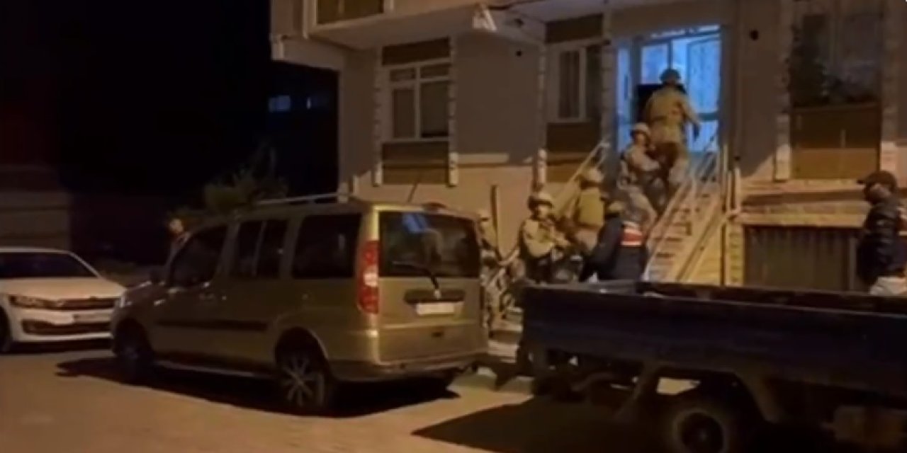 Bakan Yerlikaya: 'çember-7 Operasyonları'nda Arama Kaydı Bulunan 1034 Firari Yakalandı