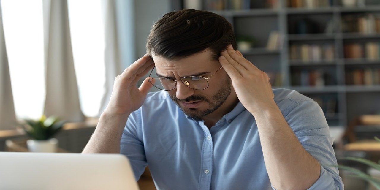 İnternetten Hastalık Teşhisi: Siberkondri 'Baş Ağrısını Tümör Olarak Düşünebilirsiniz'