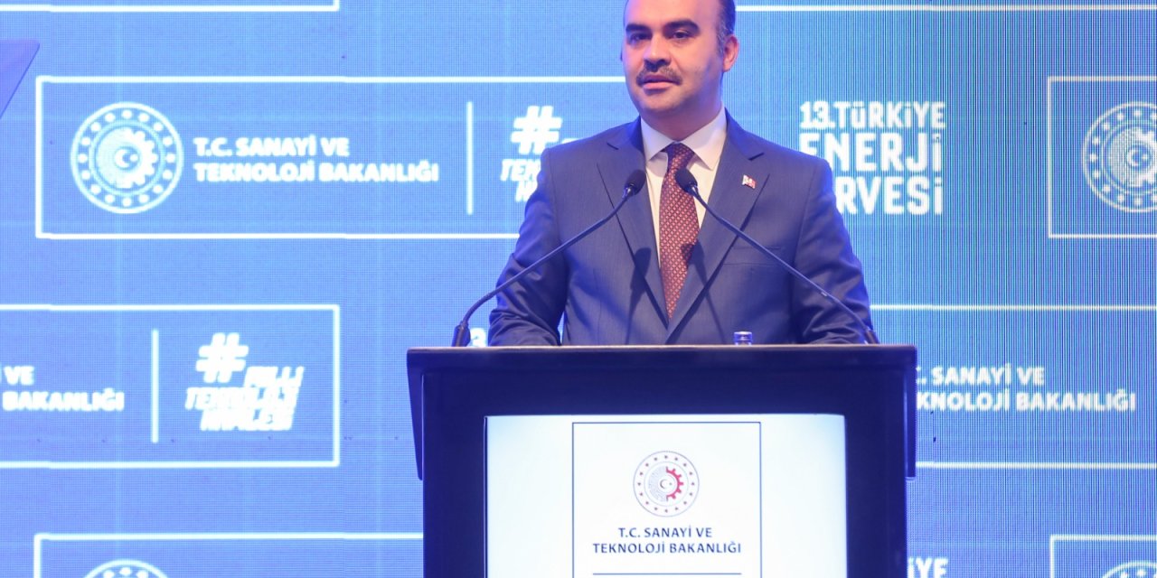 Bakan Kacır: Akkuyu'nun İlk Reaktörünü Önümüzdeki Yıl Devreye Alacağız