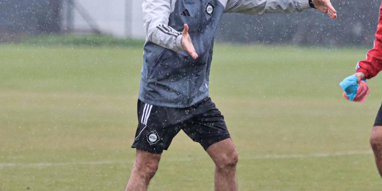 Altay'da Afacan Takıma Sahip Çıktı