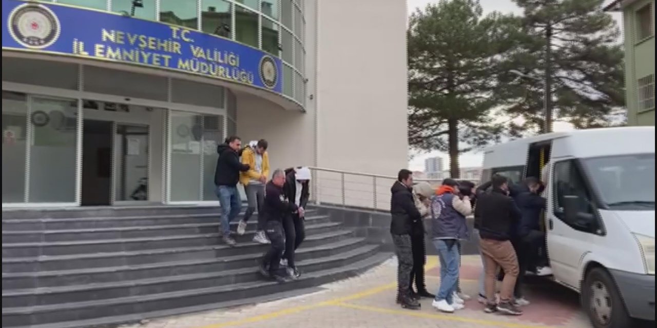 Nevşehir'de 'Kargo Dolandırıcılığı' Operasyonu: 11 Gözaltı