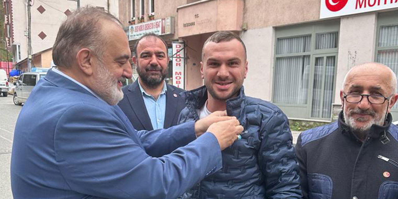 Yeniden Refah Partisi Rize’de de Sokağa İndi