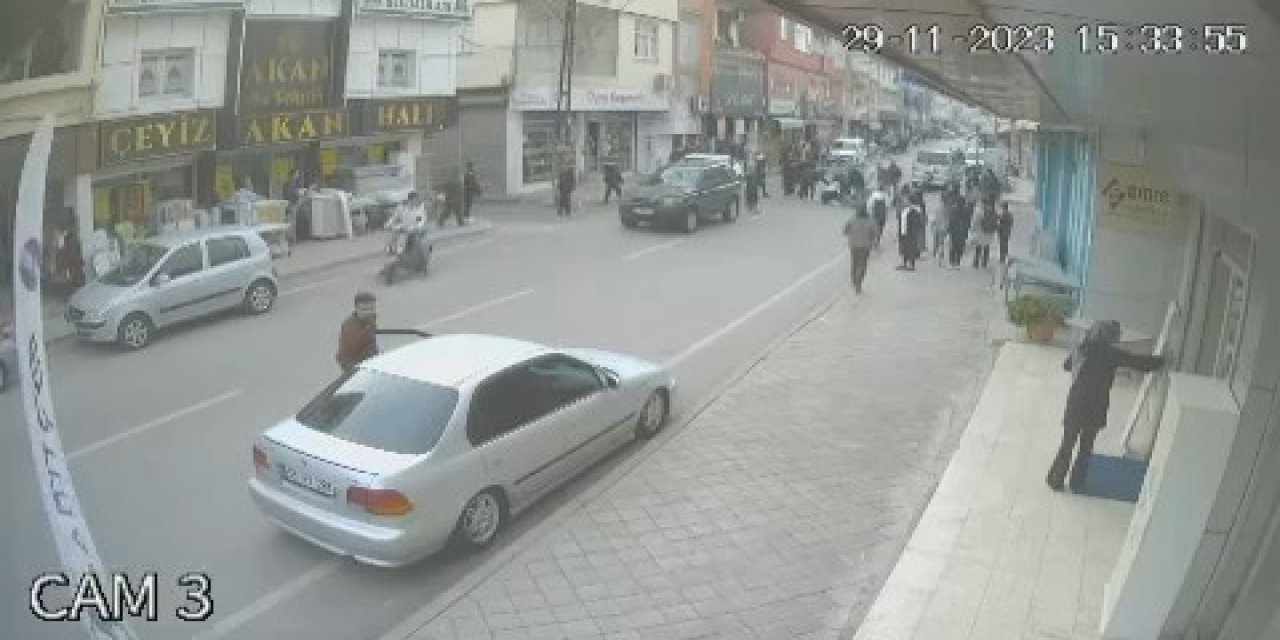 Koşarak Yolun Karşısına Geçerken Cipin Çarptığı Çocuk, Ağır Yaralandı