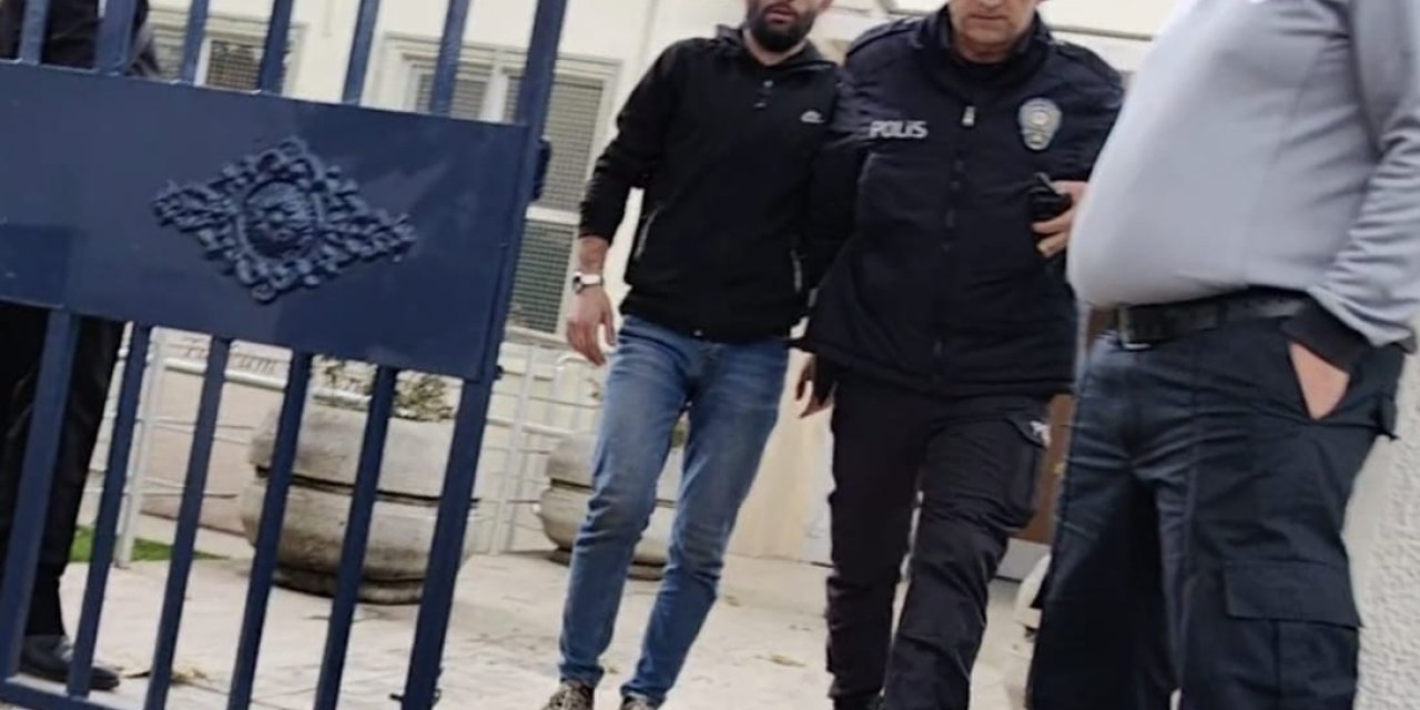 Kripto Parada 80 Bin Tl’sini Batırdığı Arkadaşı Demirle Saldırdı; Askerlik Şubesine Sığındı