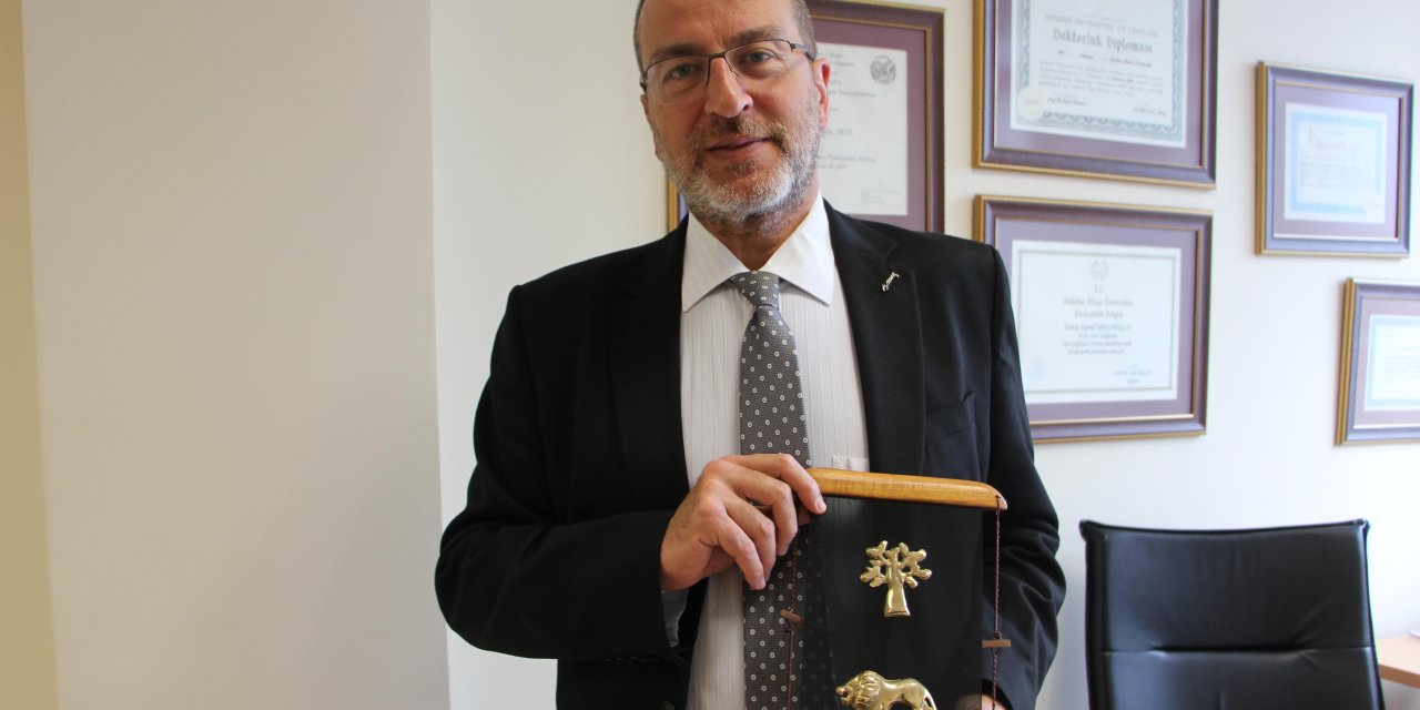 Prof. Dr. Yakupoğlu: Senegal'de 4 Günde 3 Böbrek Nakli Yaptık