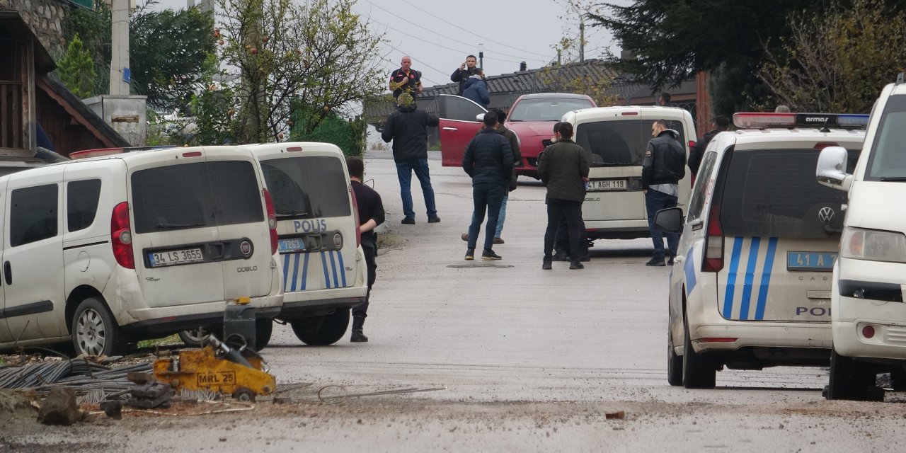 Rehin Aldığı Ortağını Polis Gelince Bıraktı, Tüfekle Rastgele Ateş Açtı