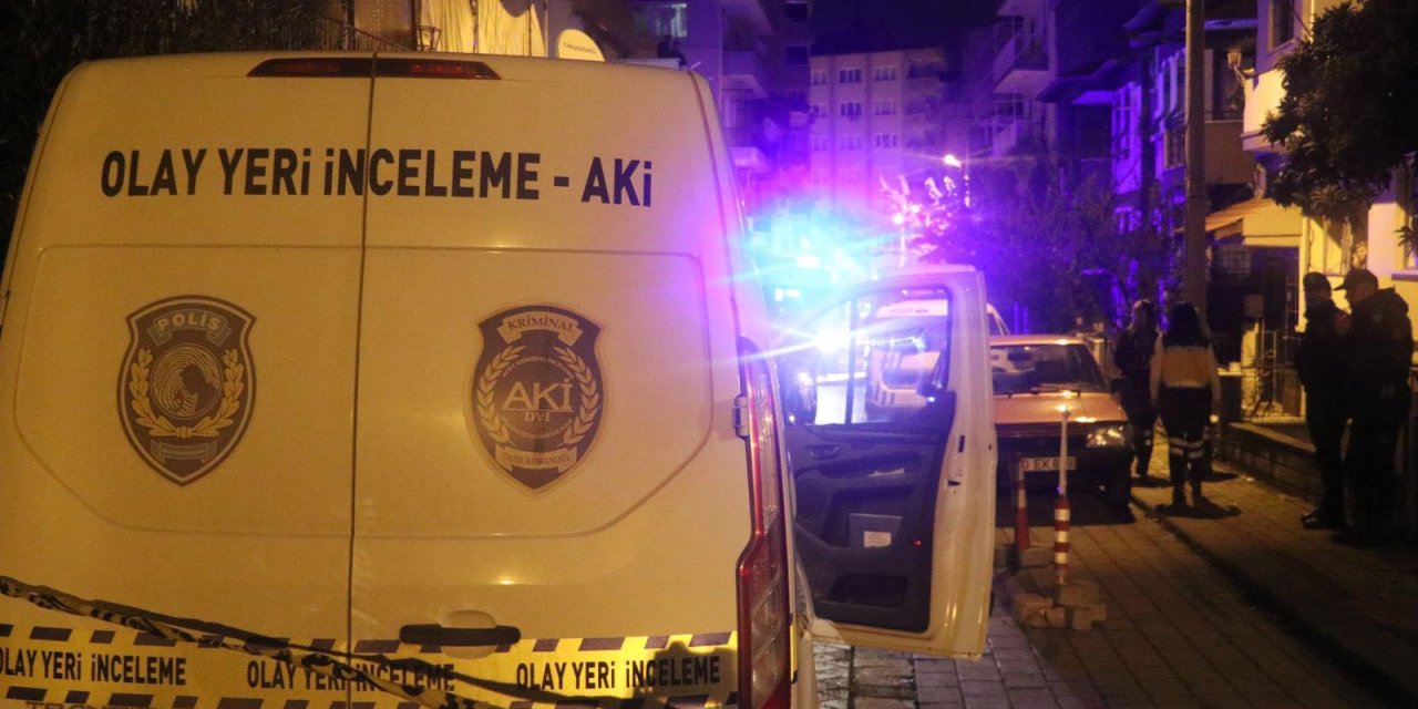 Evinde Çıkan Kavgada Bıçaklanan Afgan, Hayatını Kaybetti