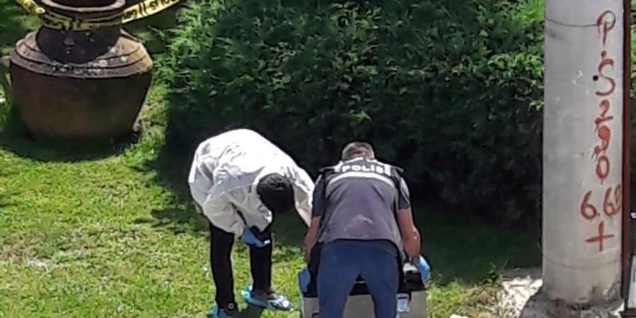 İranlı Emlakçı Çifti Öldüren Sanığa 50 Yıl Hapis