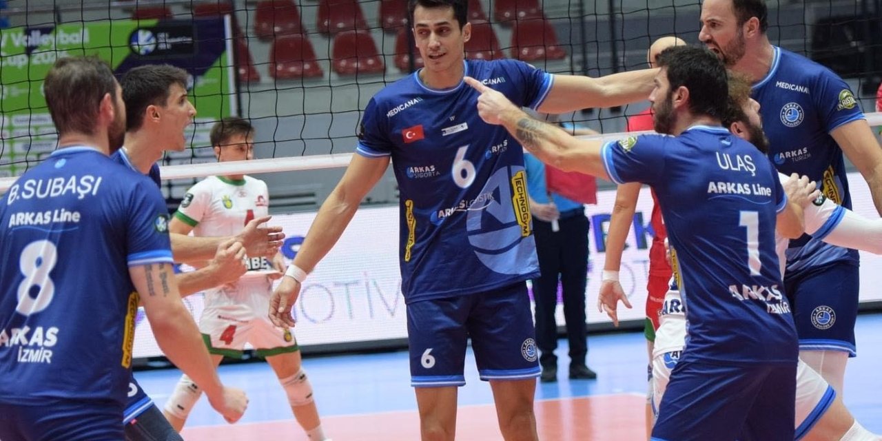 Arkas Spor – Neftohimik Burgas: 3-0