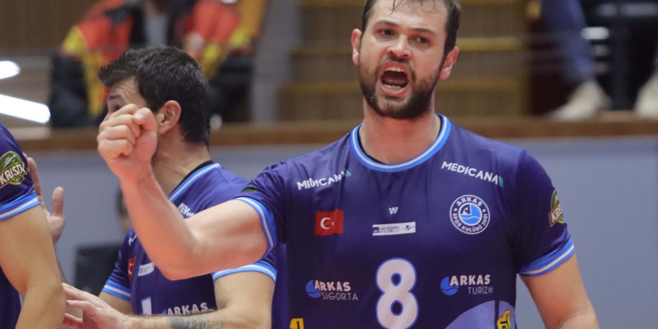 Arkas Spor, Avrupa'da Farklı