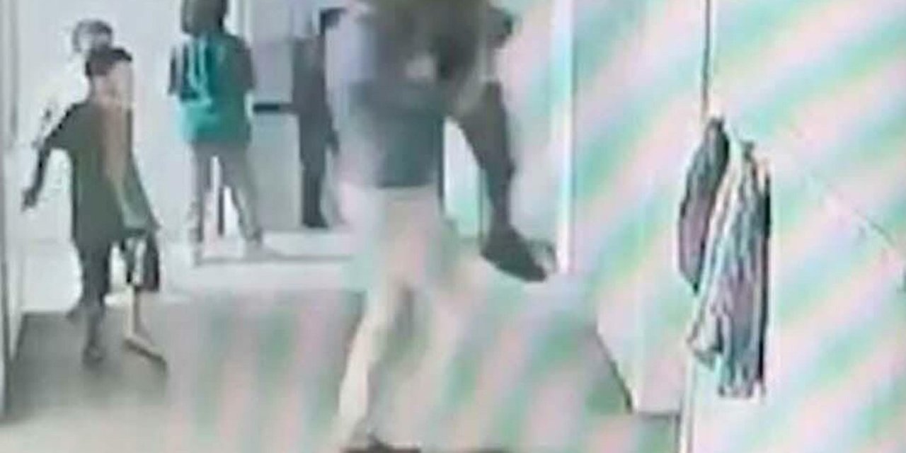 6 Yaşındaki Çocuğu Havaya Kaldırıp, Fırlatan Müdür Yardımcısının Görev Yeri Değişti