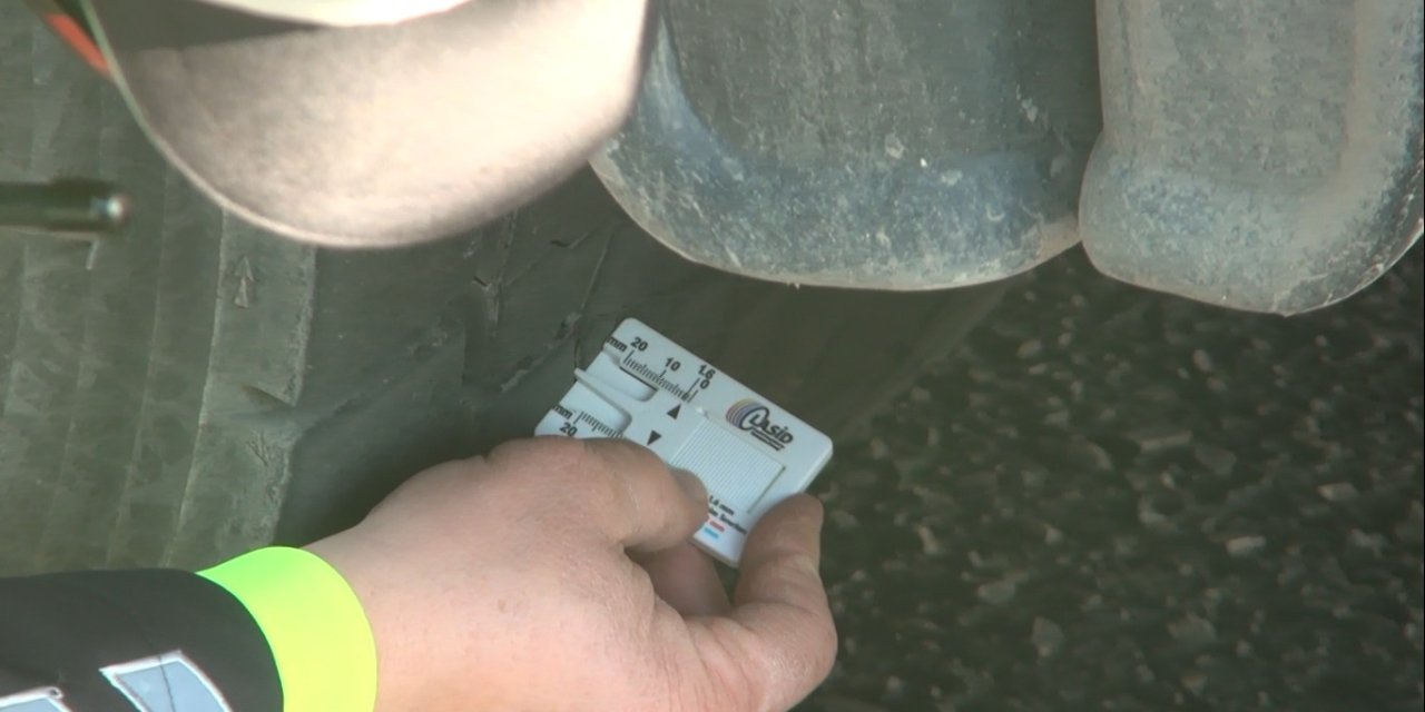 'Kilit Kavşak' Kırıkkale'de, Kış Lastiği Denetimi