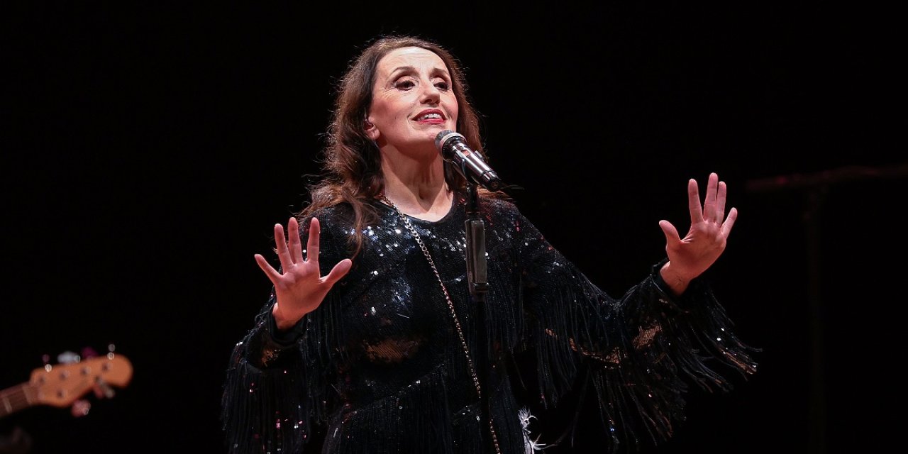 Luz Casal, İstanbul’da Sahne Aldı