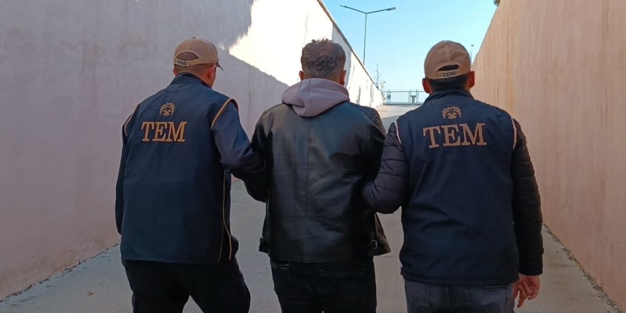 Siirt’te Meslekten İhraç Fetö Hükümlüsü Polis Yakalandı