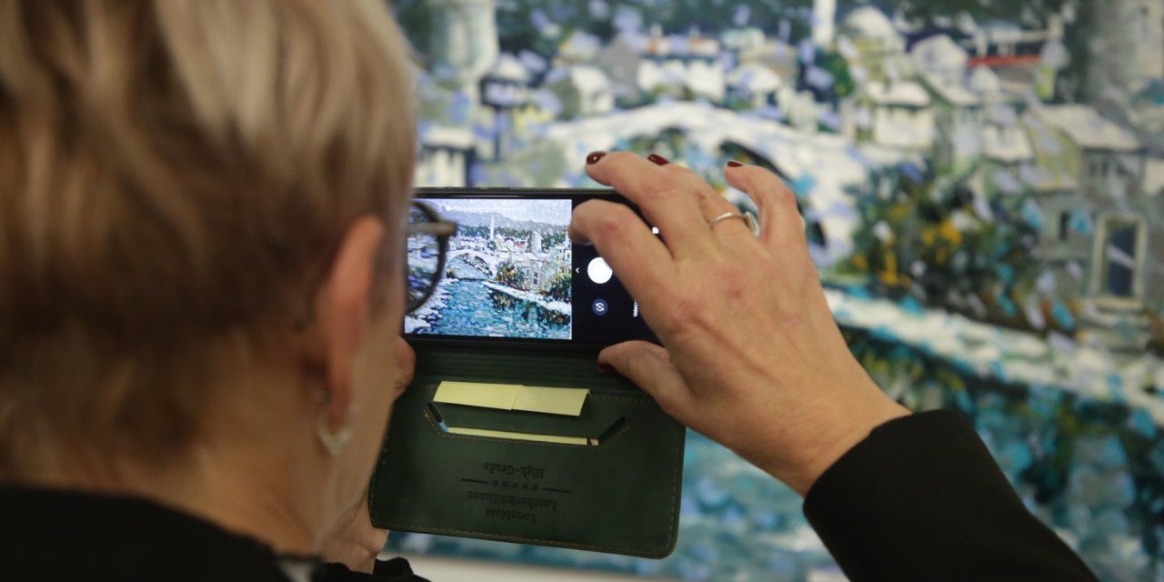 Ressam Reşit İsmet’in, 'Mavilik İçinde Dünya' Adlı Sergisi Zagreb’de Açıldı