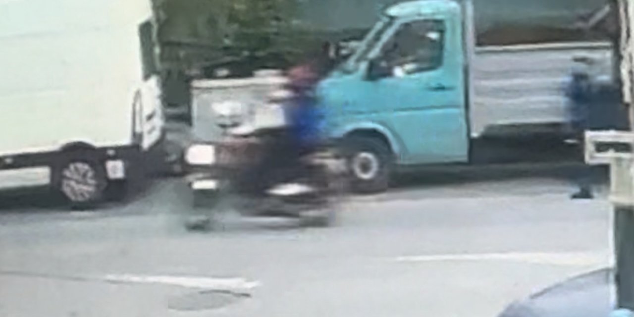 Maltepe'de Motosikletli 2 Kişiden Taksi Durağına Kurşun Yağmuru