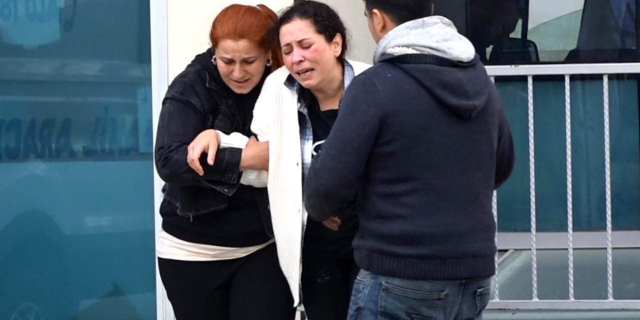 Yıkılan Duvarın Altında Kalan Mihriban'ın Annesi, 'Annem, Annem' Diye Feryat Etti