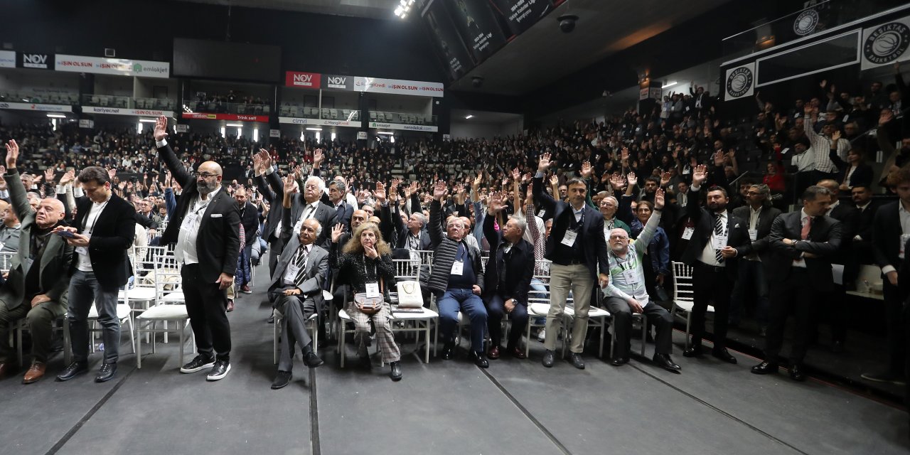 Ahmet Nur Çebi'nin Dönemleri İdari Ve Mali Açıdan Oy Çokluğuyla İbra Edildi