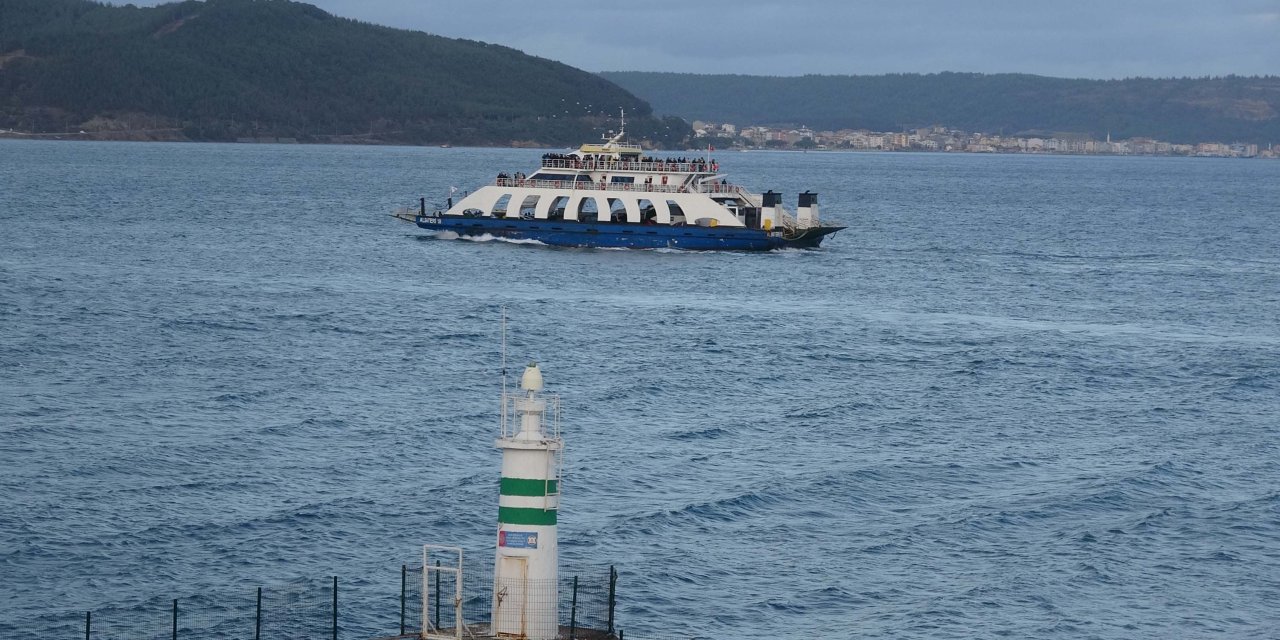 Bozcaada Ve Gökçeada'ya Yarınki Feribot Seferleri İptal Edildi