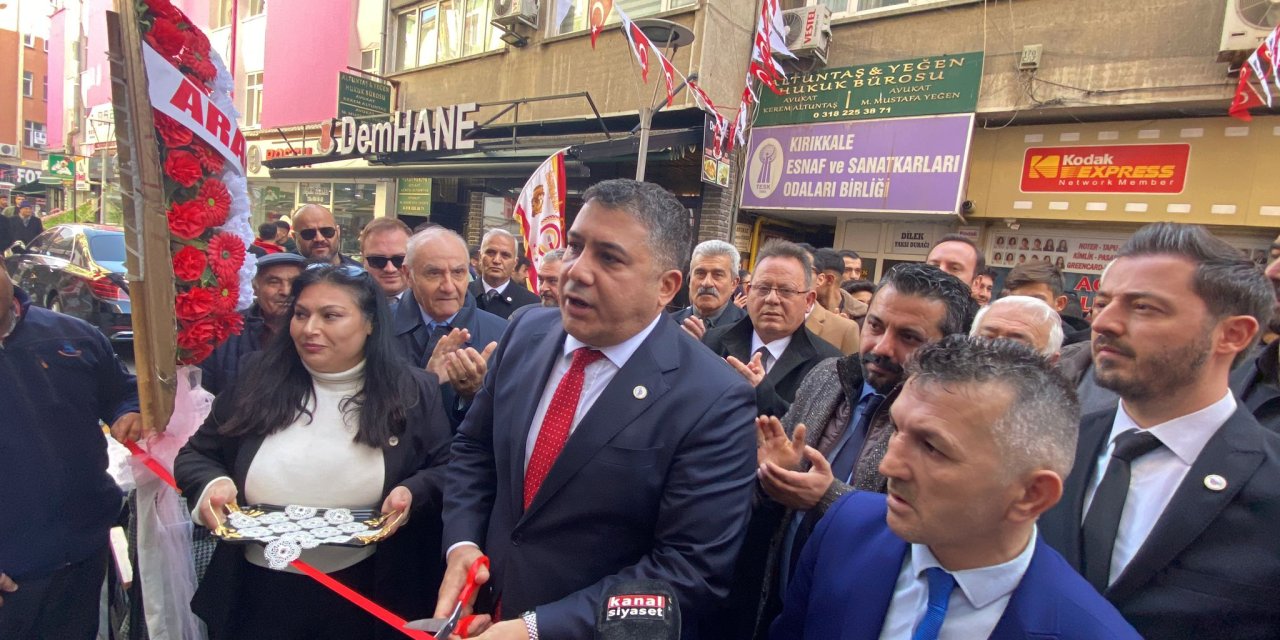 Ymp Genel Başkanı Mutlu: Bizde Suni Birleşmelerle Halkı Aldatmaya Yer Yok