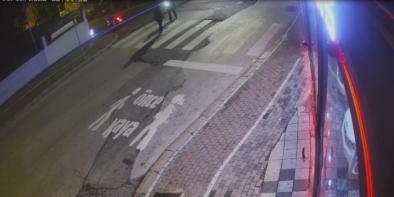 'Ağabeyime Selam Olsun, Kılıcı Keskin Olsun' Deyip Oto Galeriye Kurşun Yağdırdılar