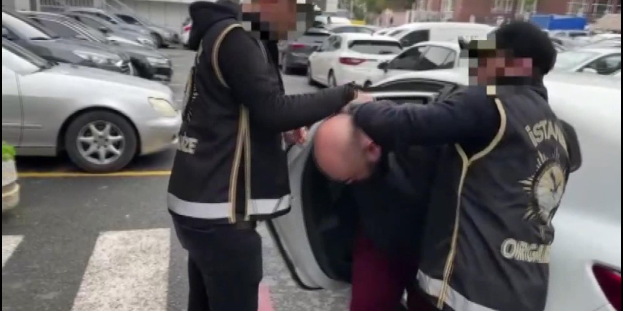 Mavi Bültenle Aranan Organize Suç Örgütü Yöneticisi Sarıyer'de Yakalandı