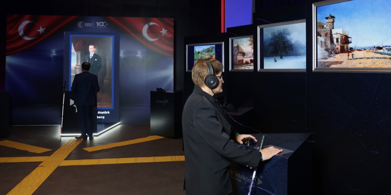 “Tablolar Konuşuyor Dijital Resim Sergisi” Akm’de Açıldı