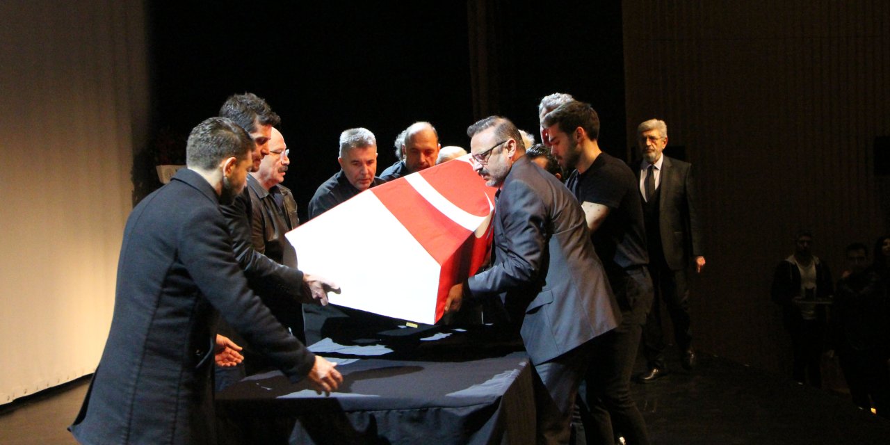 Can Gürzap İçin Akm'de Tören Düzenlendi