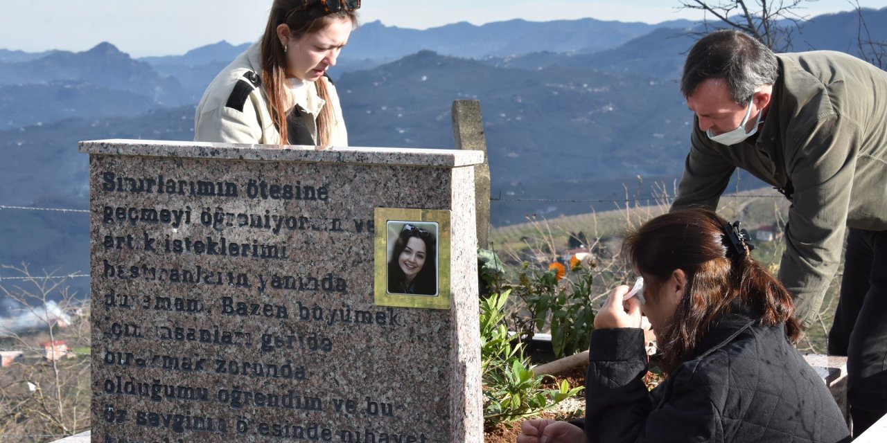 Ceren Özdemir, Ölümünün 4'üncü Yılında Anıldı