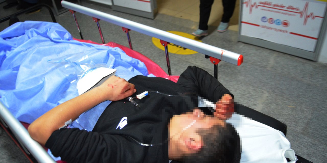 Aksaray’da 15 Yaşındaki Çocuk, Sokakta Bıçaklı Saldırıya Uğradı