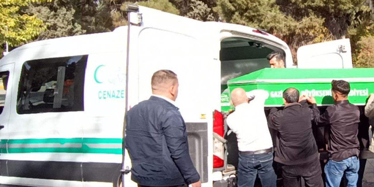 19 Yaşındaki Cuma, Silahlı Kavgada Öldürüldü